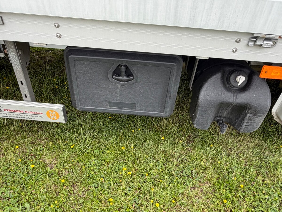 RENAULT MASTER 2023/SRPEN 10TI PALETA SPANÍ - 16