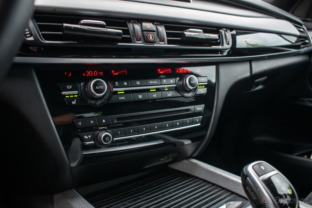 BMW X5 xDrive40d A/T, 230kW (2017) - 16