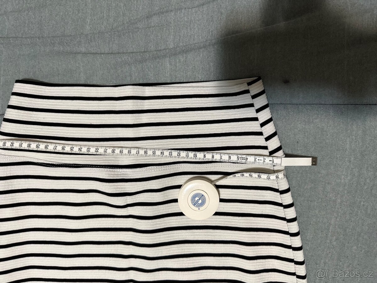 Mix těhotenského oblečení vel. S-M - 16