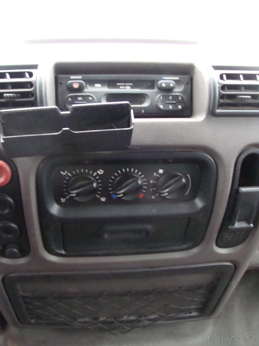 Renault Master, 2.5 D, L2H2, 6 míst,167000 km - 16
