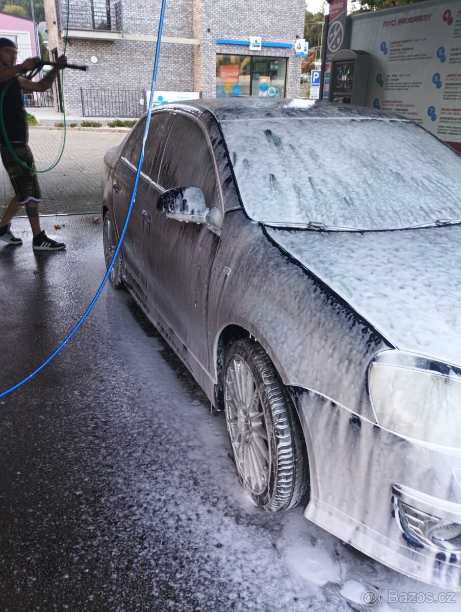 VW Jetta 1.9tdi 77kw na SMS nereagují - 16