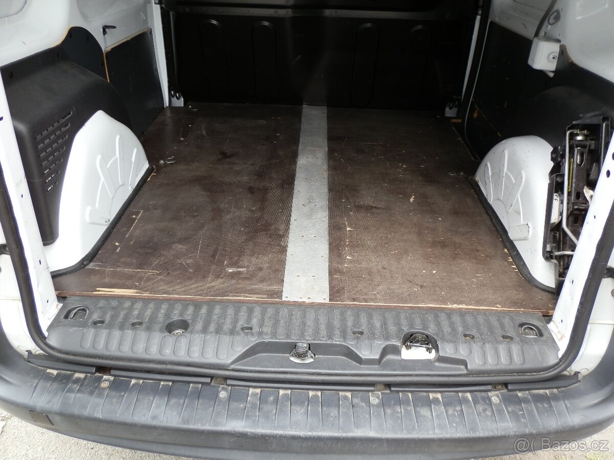 Renault Kangoo 1,5 dCi, Klimatizace - 16