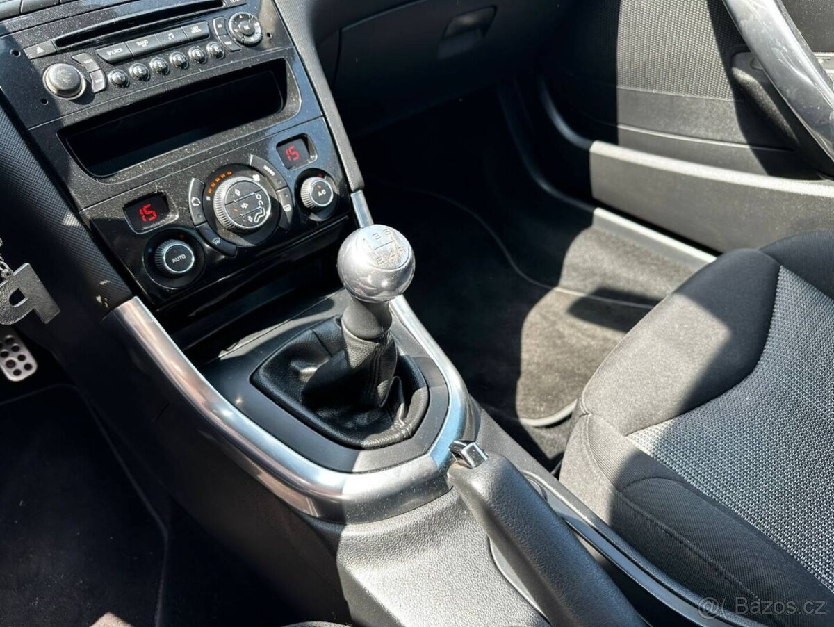 Peugeot 308 CC 1.6 VTi - 16