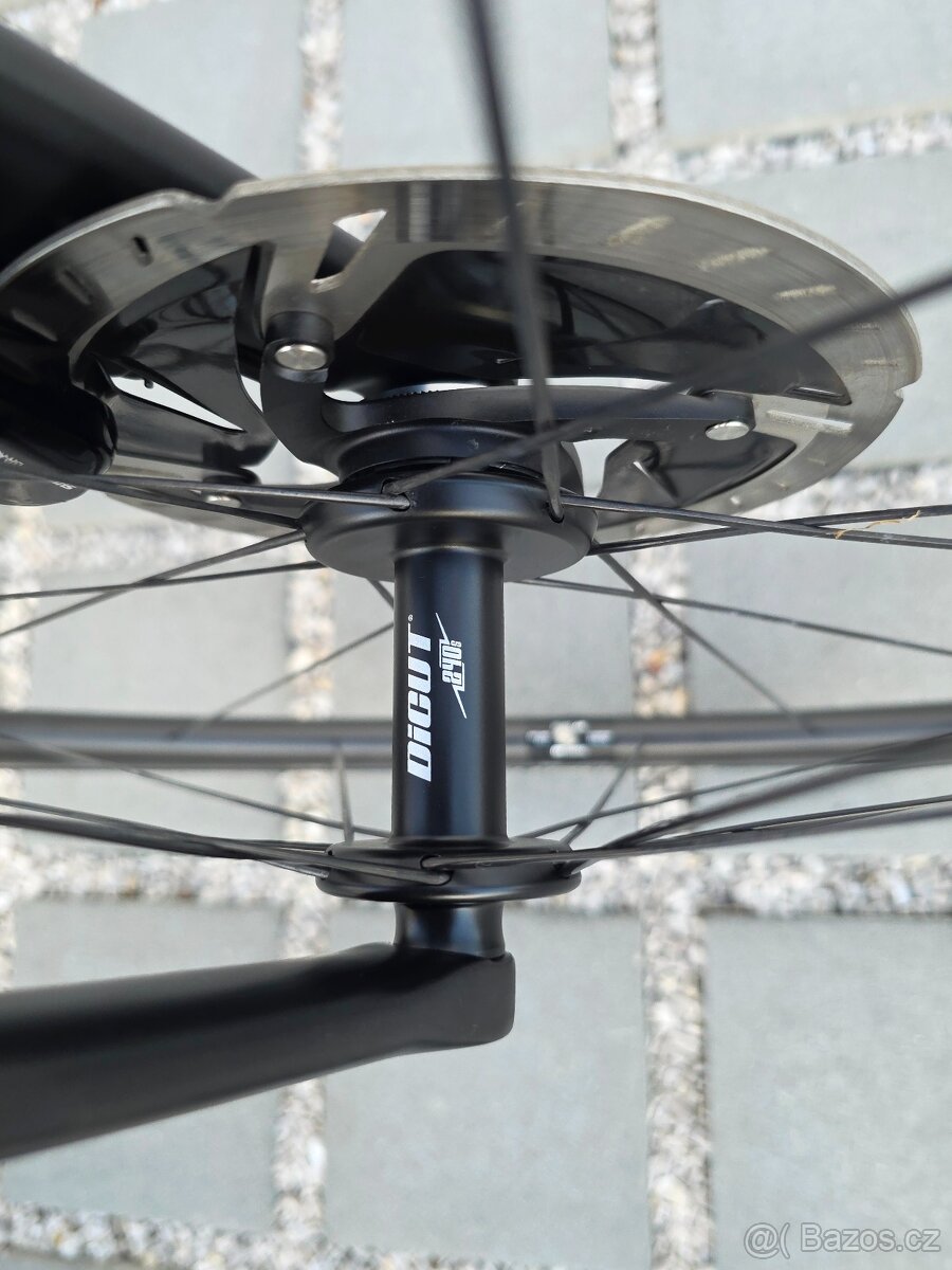 Silniční kolo Specialized S-Works Tarmac Disc Dura-Ace Di2 - 16