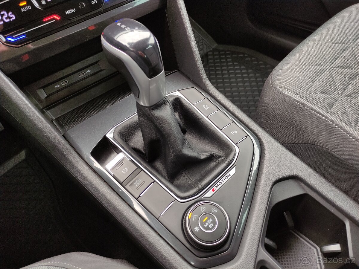 VW Tiguan DSG 4Motion FullLED KAMERA TAŽNÉ MY 22 - 16