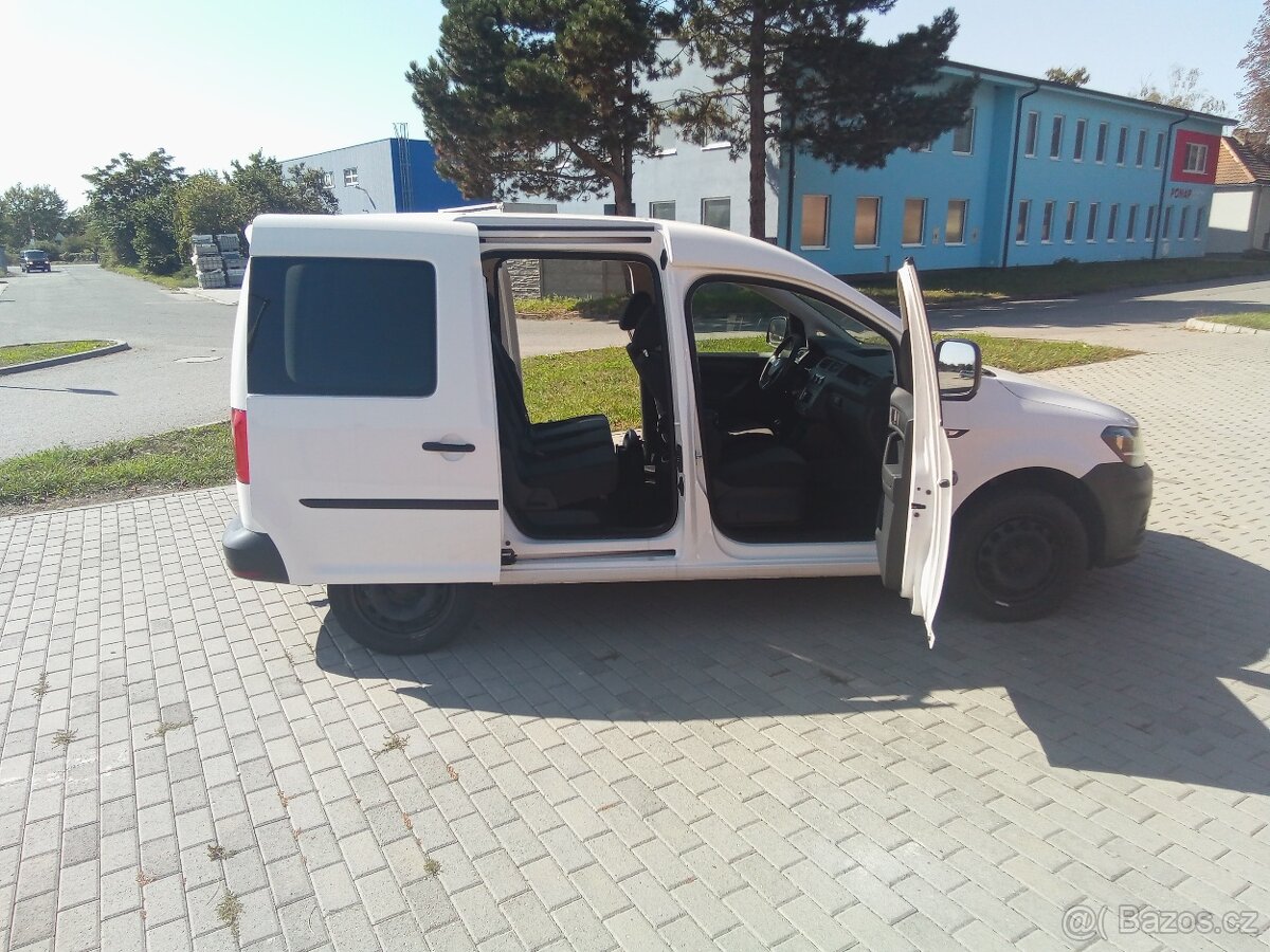 Volkswagen Caddy 2.0TDi, 4MOTION, VÝB.STAV - 16