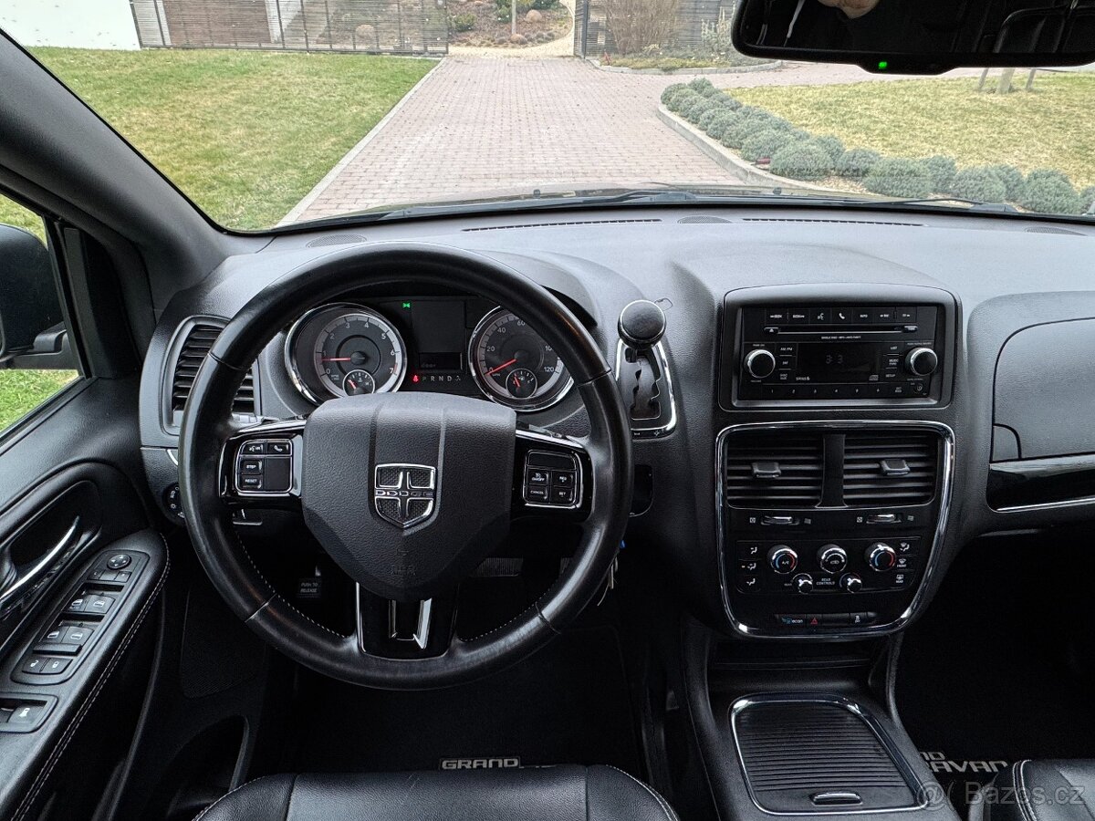 Dodge Grand Caravan 3.6 - 16