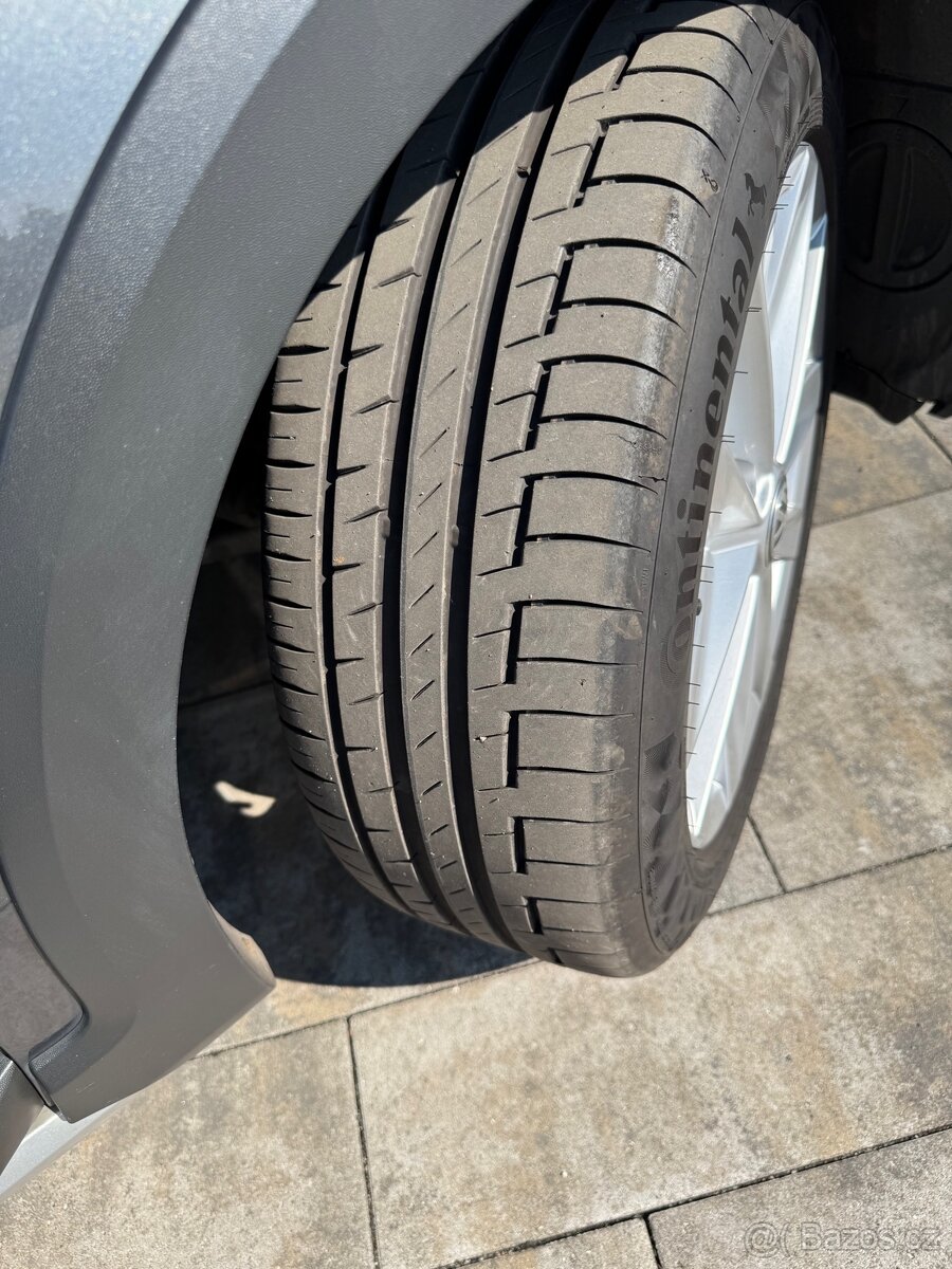 Prodám VW Golf 7 Alltrack 2 l, 135 kw, r.v.2019,148 000 km - 16