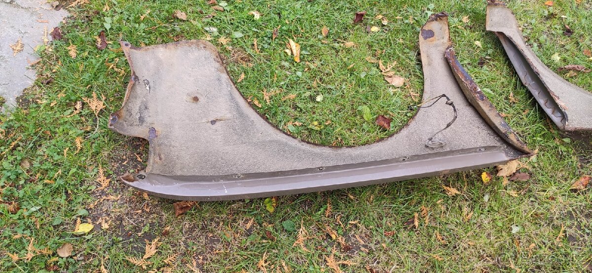 Přední blatníky škoda 120l - 16