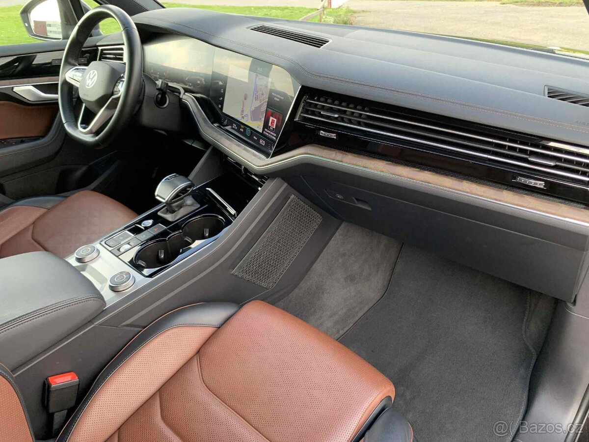 VW Touareg 3.0 TDi 210 kW/DSG /4×4/FULL LED/2xAlu/12.2020 - 16