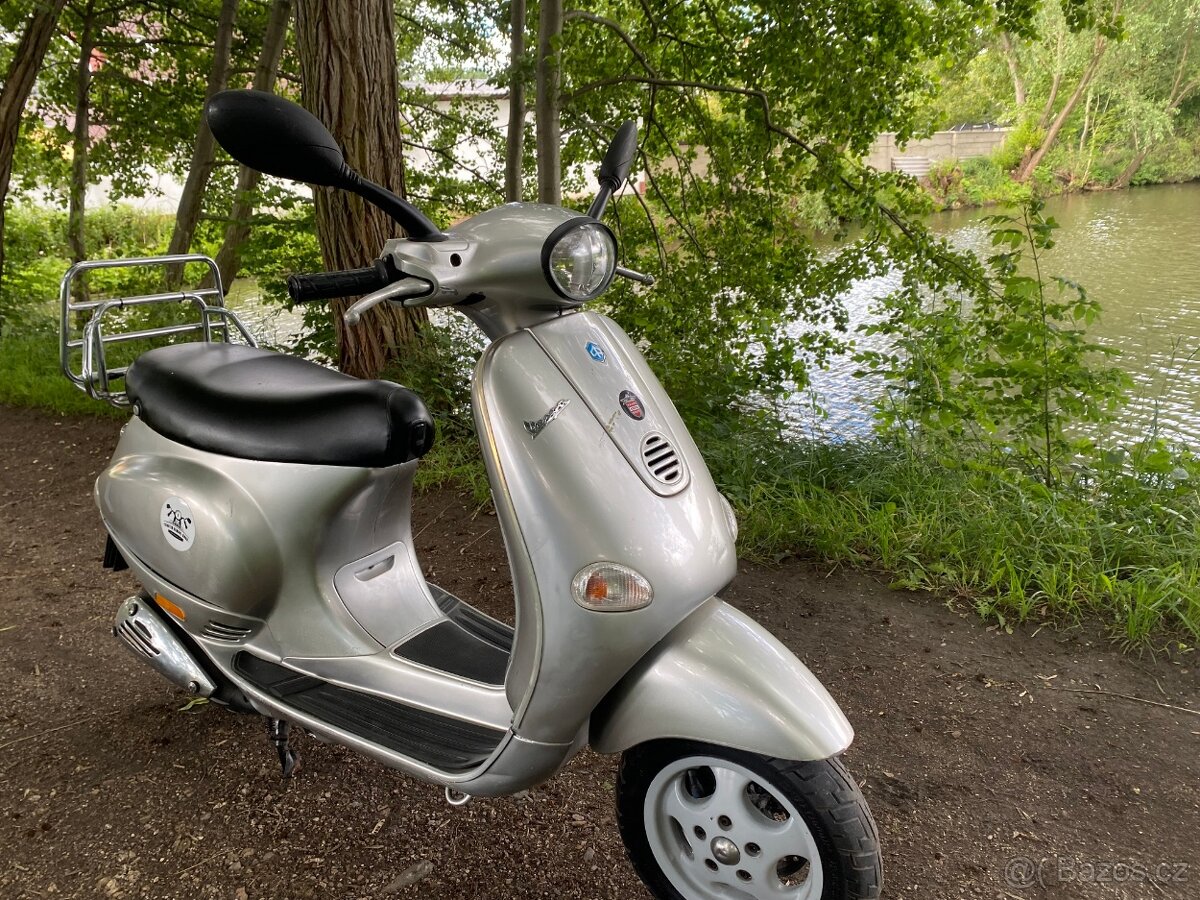 Vespa ET4 150 - 16