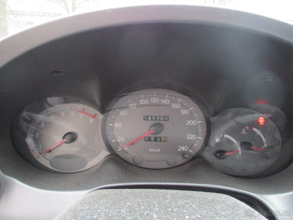 HYUNDAI LANTRA COUPE - 1.6 i - 16