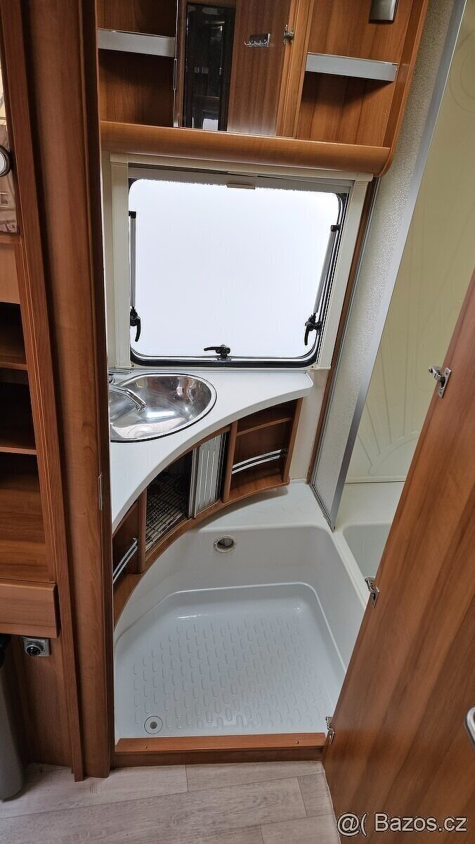 KARAVAN FENDT BRILLANT- SLEVA - 16