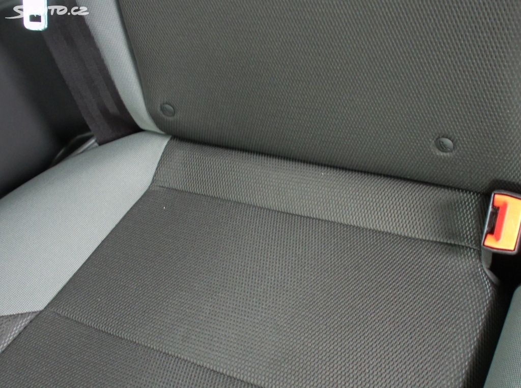 Ford Focus 1,6 16V vyhřív.sed,park.kamera,AndroidAuto,92kw - 16