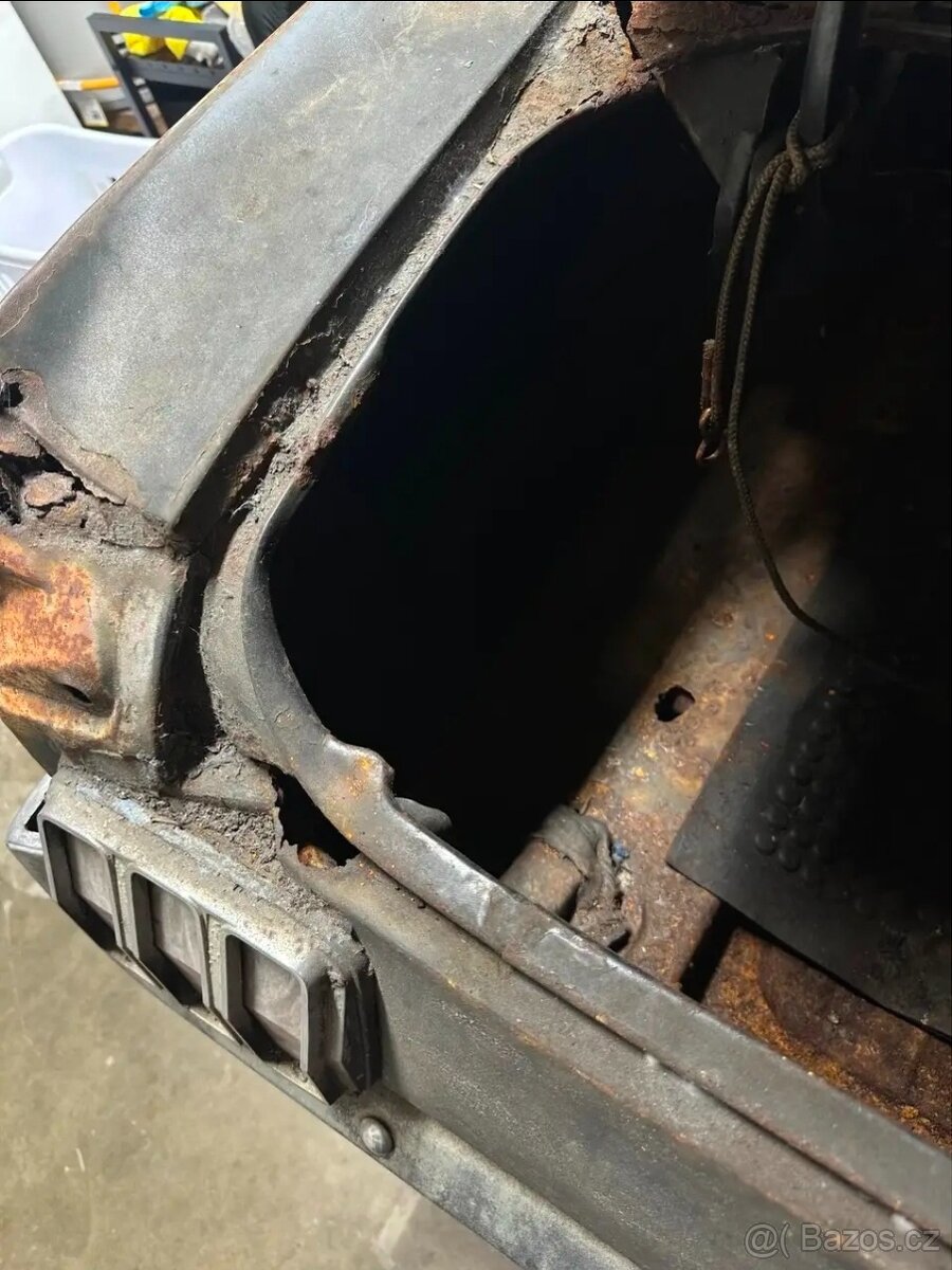 Ford Mustang Fastback - 16