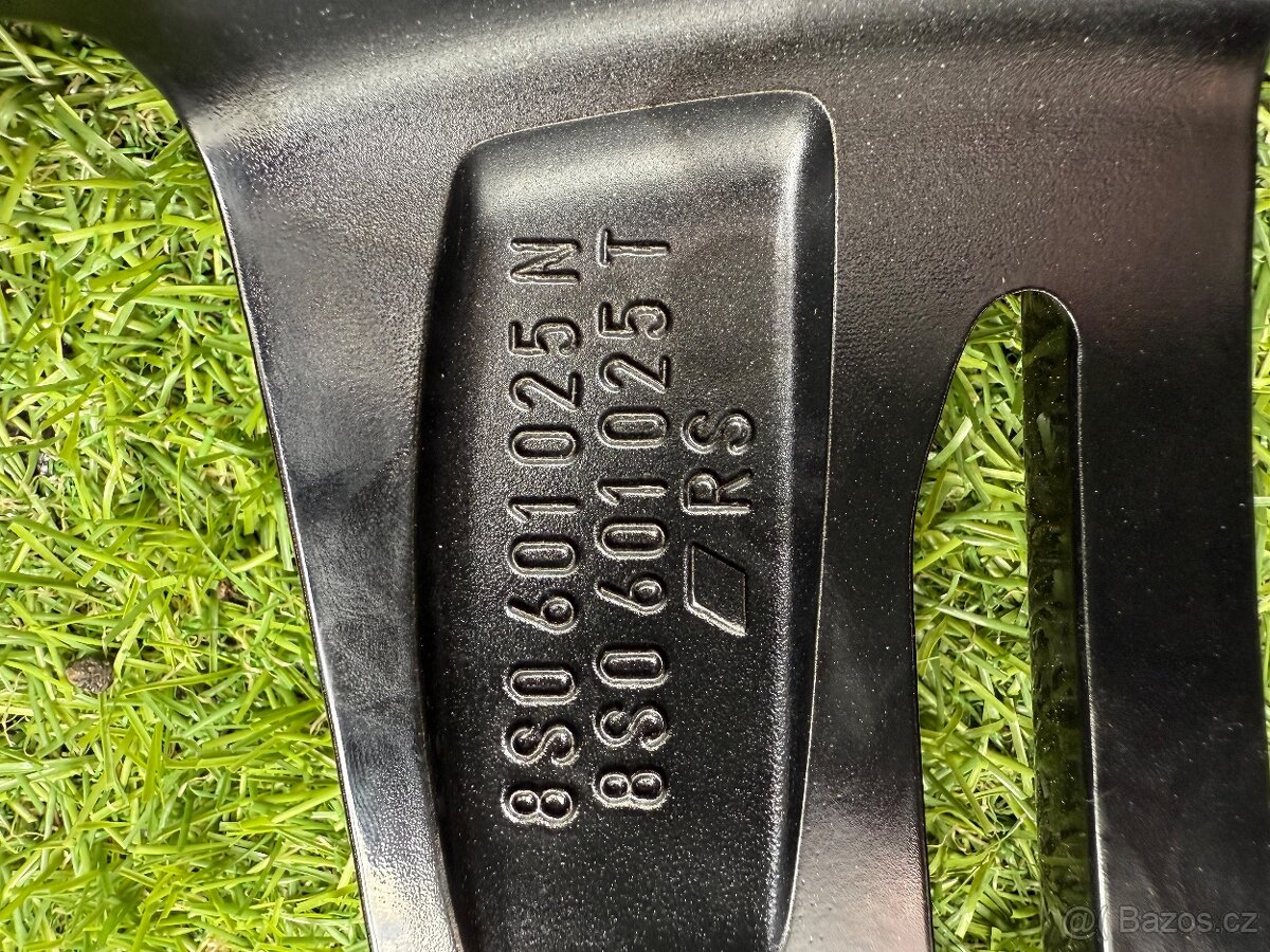 AUDI TTS/TT - NOVÁ LETNÍ ORIGINÁLNÍ SADA - 16