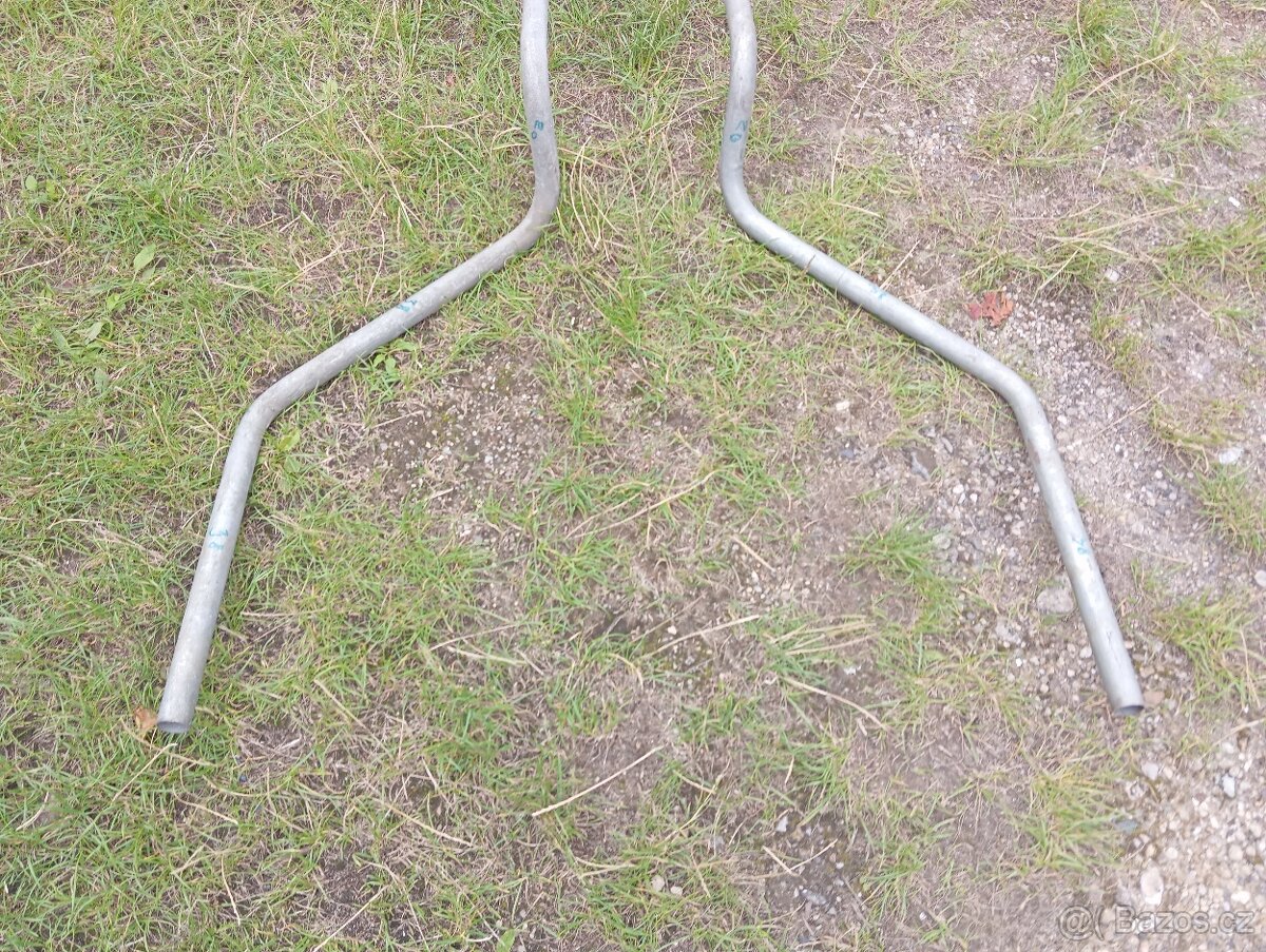 Blatníky Škoda 120, Favorit,trubky body,lem zadni - 16