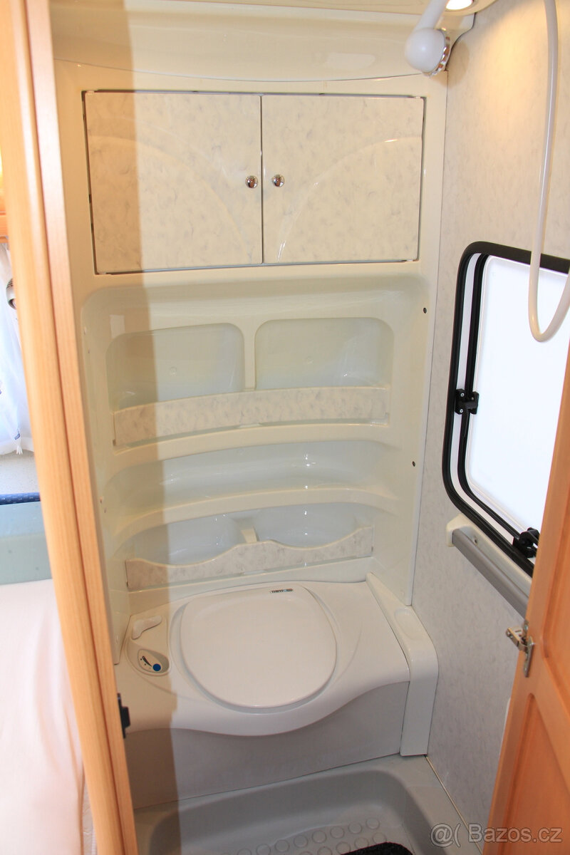 Karavan Hobby Prestige 560 UFE - 16