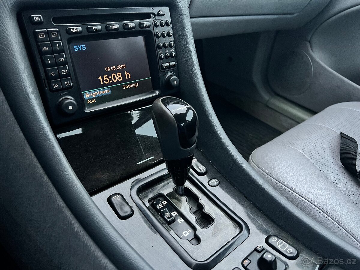 Mercedes-Benz CLK 320 V6 (W208), r. 2001, Avantgarde - 16