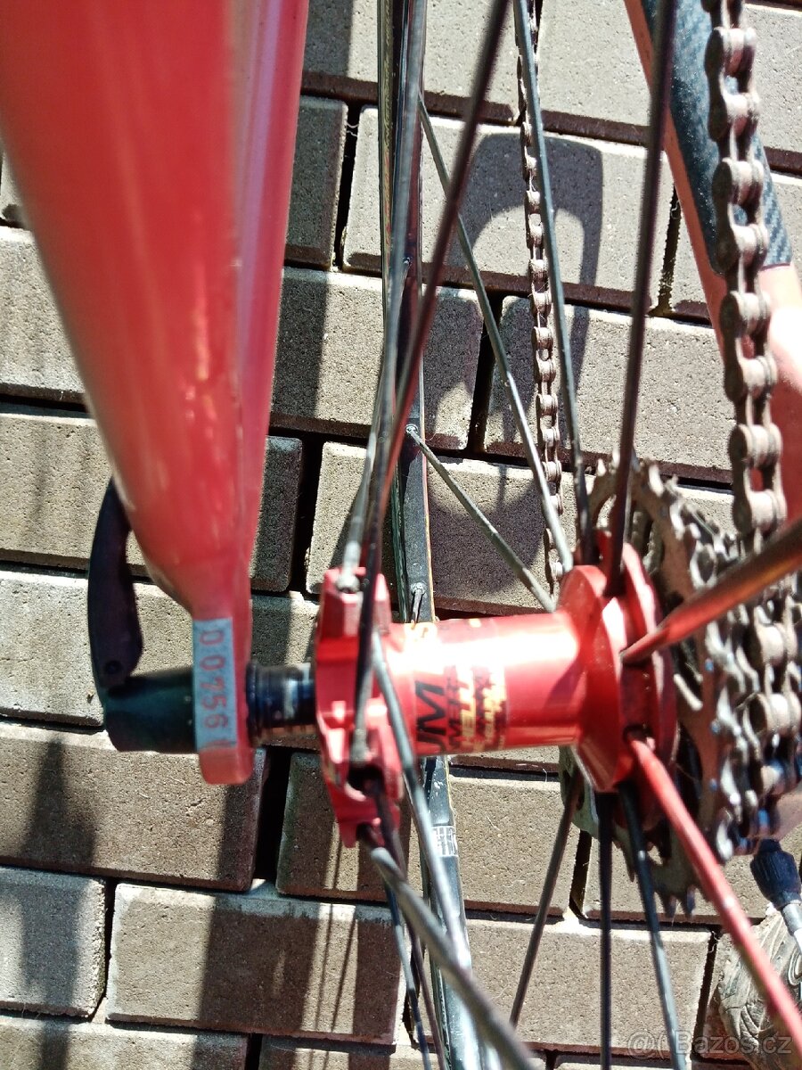 Silniční kolo - 16