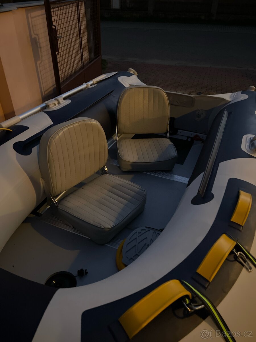 Motorový nafukovací člun - 16