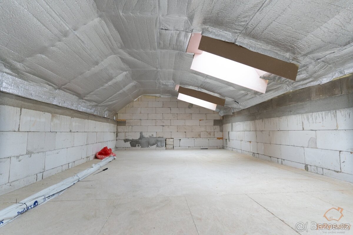 Prodej rodinného domu - 239 m² Měnín, okr. Brno - venkov - 16