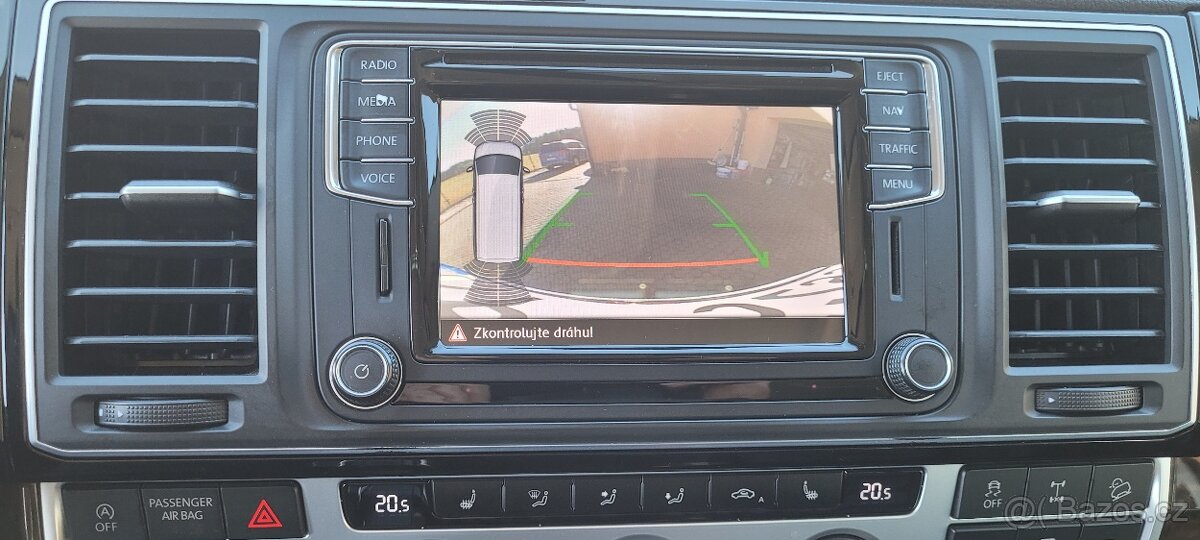 VW Multivan T6 2,0TDi 150kW DSG 4x4 Highline 7.mistný DPH - 16