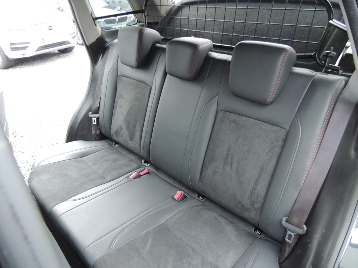 Suzuki Vitara 1.4iT,103kw,Elegance,2017,ČR,1.majitel - 16