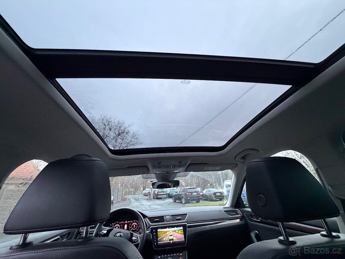 ŠKODA SUPERB L&K 2.0TSI 140KW WEBASTO BENZÍN m2021 - 16