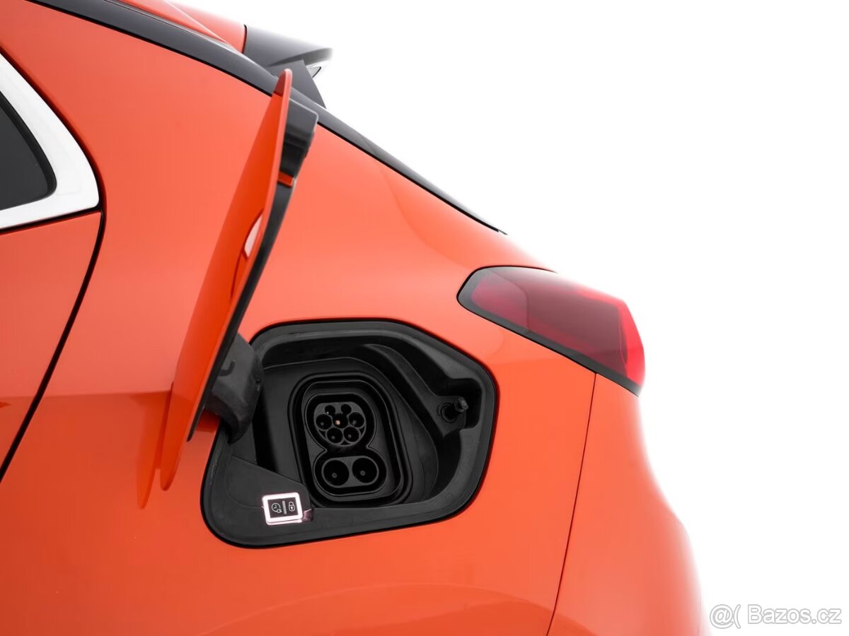 Corsa-e Elegance Bat50 kWh Aut Kůže DPH Kam PDC AL 1/21 - 16
