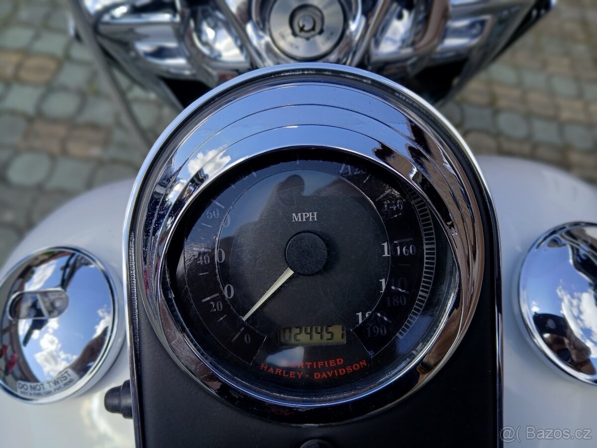 Harley-Davidson FLHR Road King 88 - 16