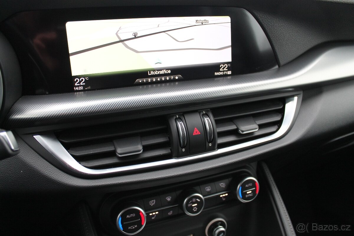 Alfa Romeo Stelvio 2.2JTD 154kW¨Q4¨ACC¨KEYLESS¨KAMERA - 16