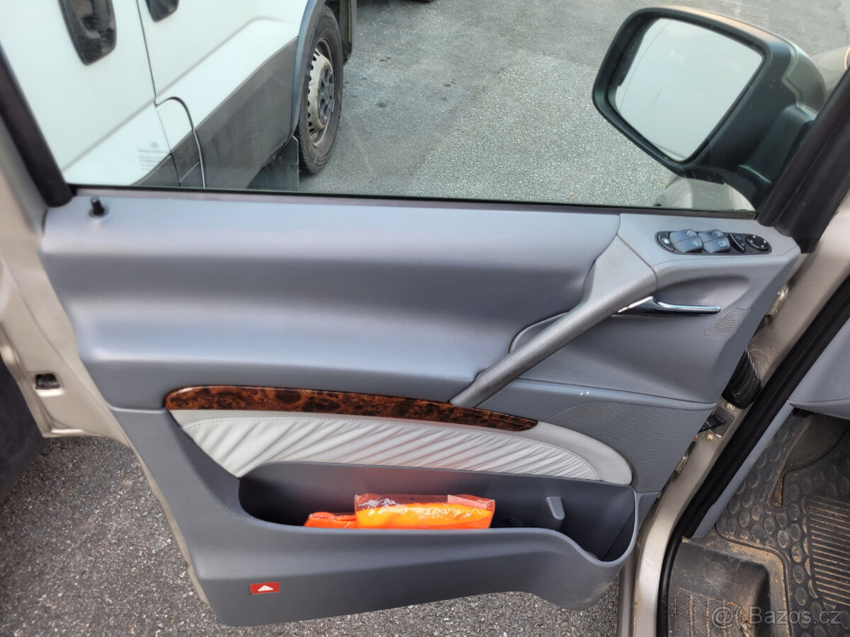 MERCEDES-BENZ VIANO V6 3.0CDi 150kW LONG 8míst automat - 16