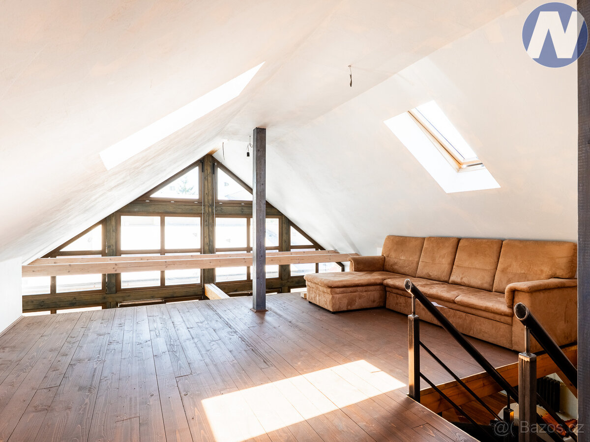 Prodej komerčního objektu, Komenského, Husinec - 16