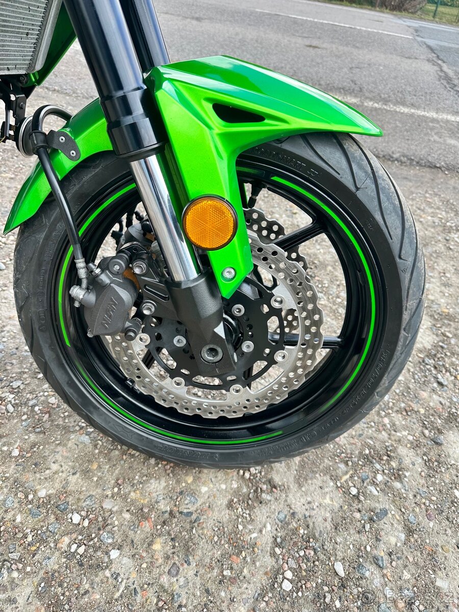 Kawasaki Versys 650 - 16