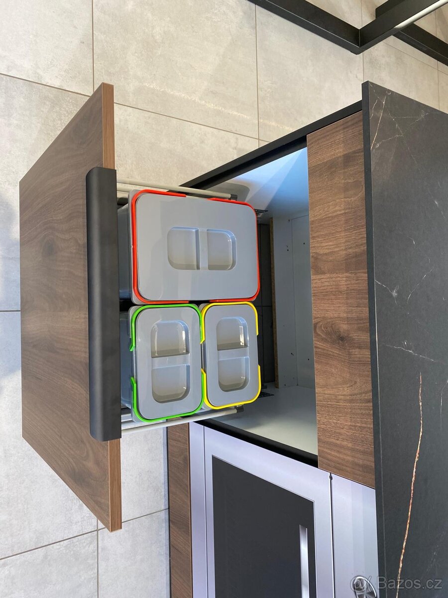 Kuchyňská linka – SKLADEM - 16