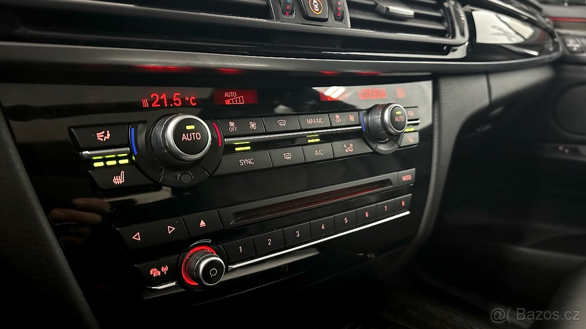 BMW X5, M50D / ZACHOVALÝ STAV - 16