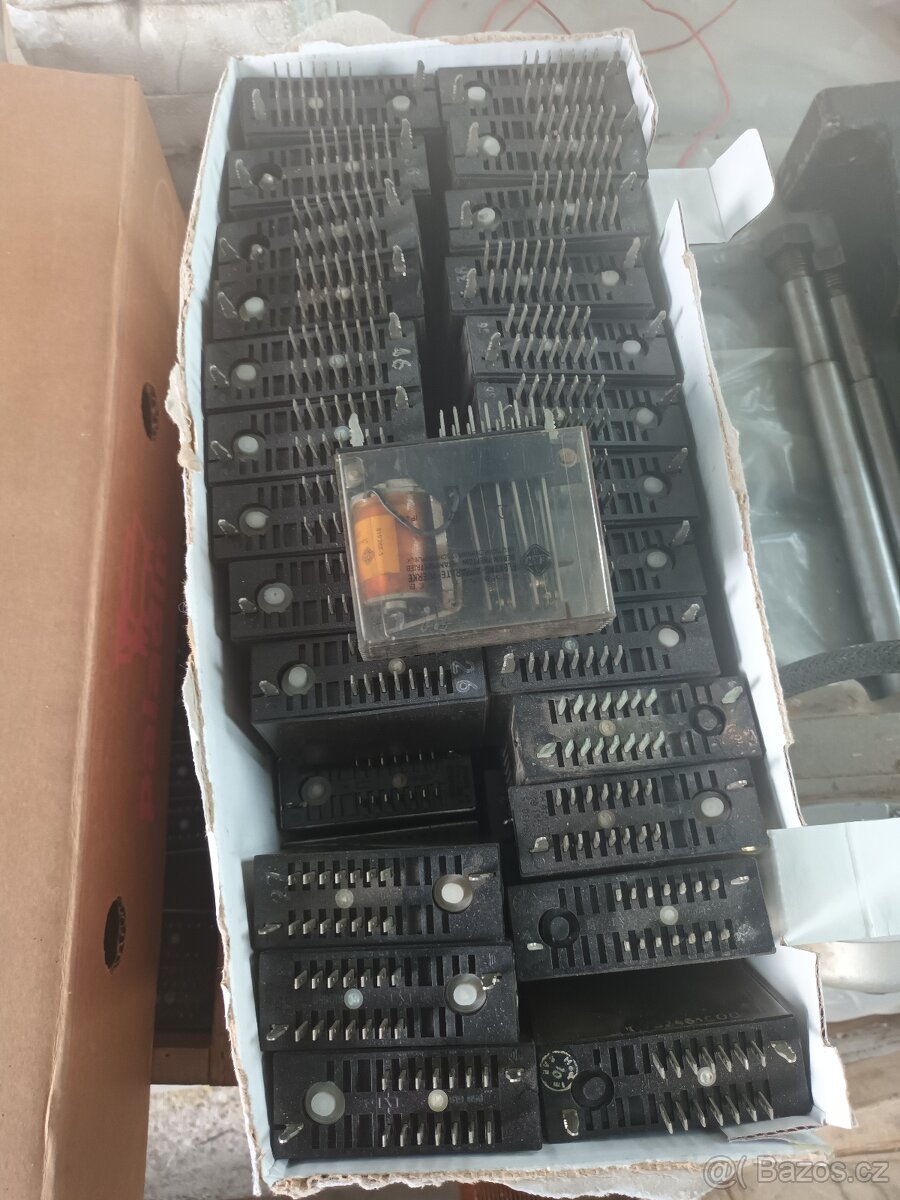 Náhradní díly pro hydraulické lisy CS – likvidace provozovny - 16