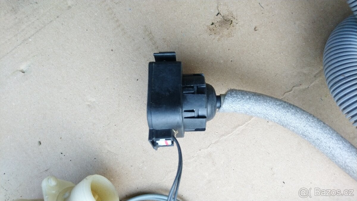 díly z pračky Zanussi ZWP 580 - 16