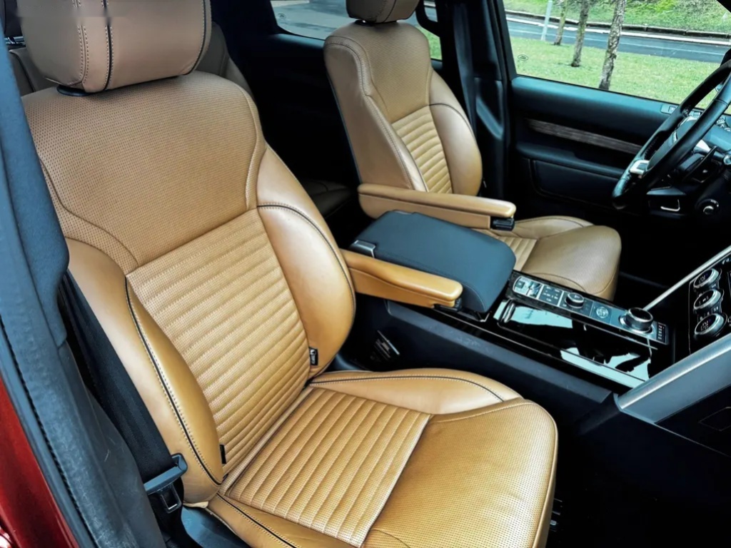 Land Rover Discovery, 3.0SDV6 ČR 1.MAJ EXTRA VÝBAVA - 16