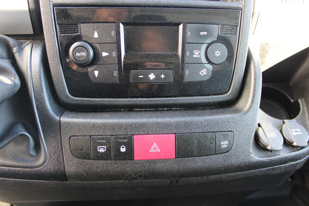 Fiat Ducato, 2.3 JTD Skříň + čelo + klima + měchy - 16