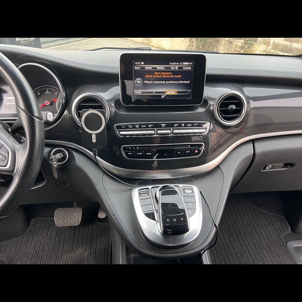 Mercedes-Benz Třída V 4matic, 56 XXX km, top stav - 16