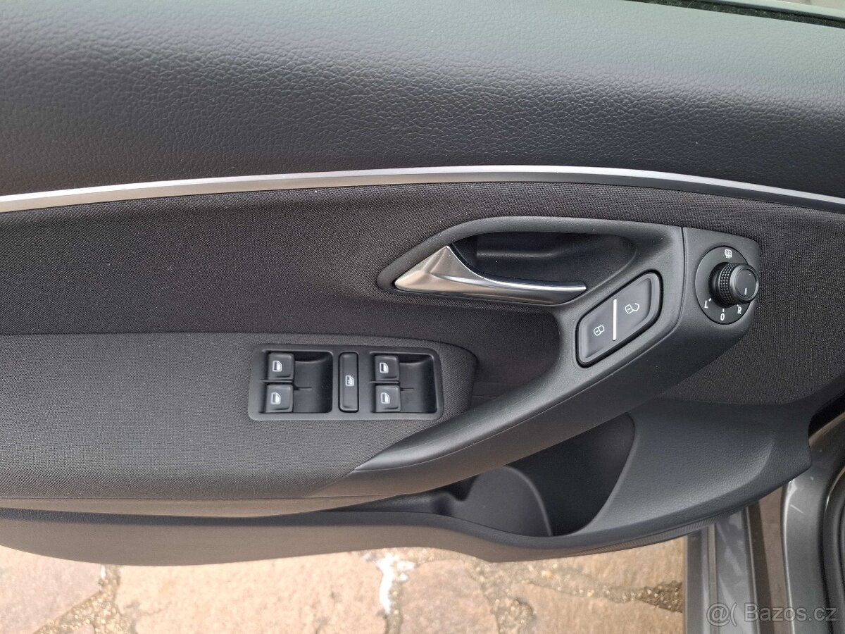 Volkswagen Polo 1.2 TSi 66 kw Comfotline - 16