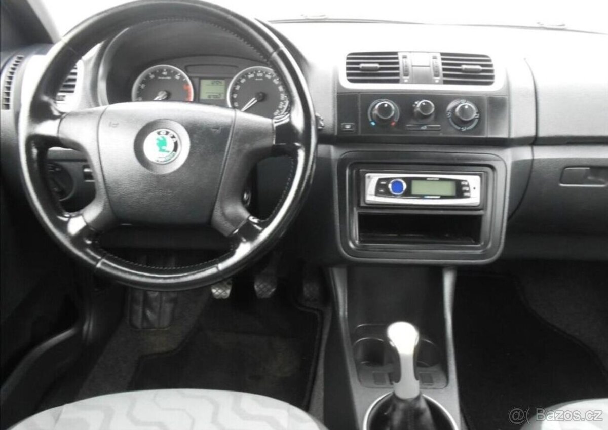 Škoda Fabia 1,2 HTP benzín - 16