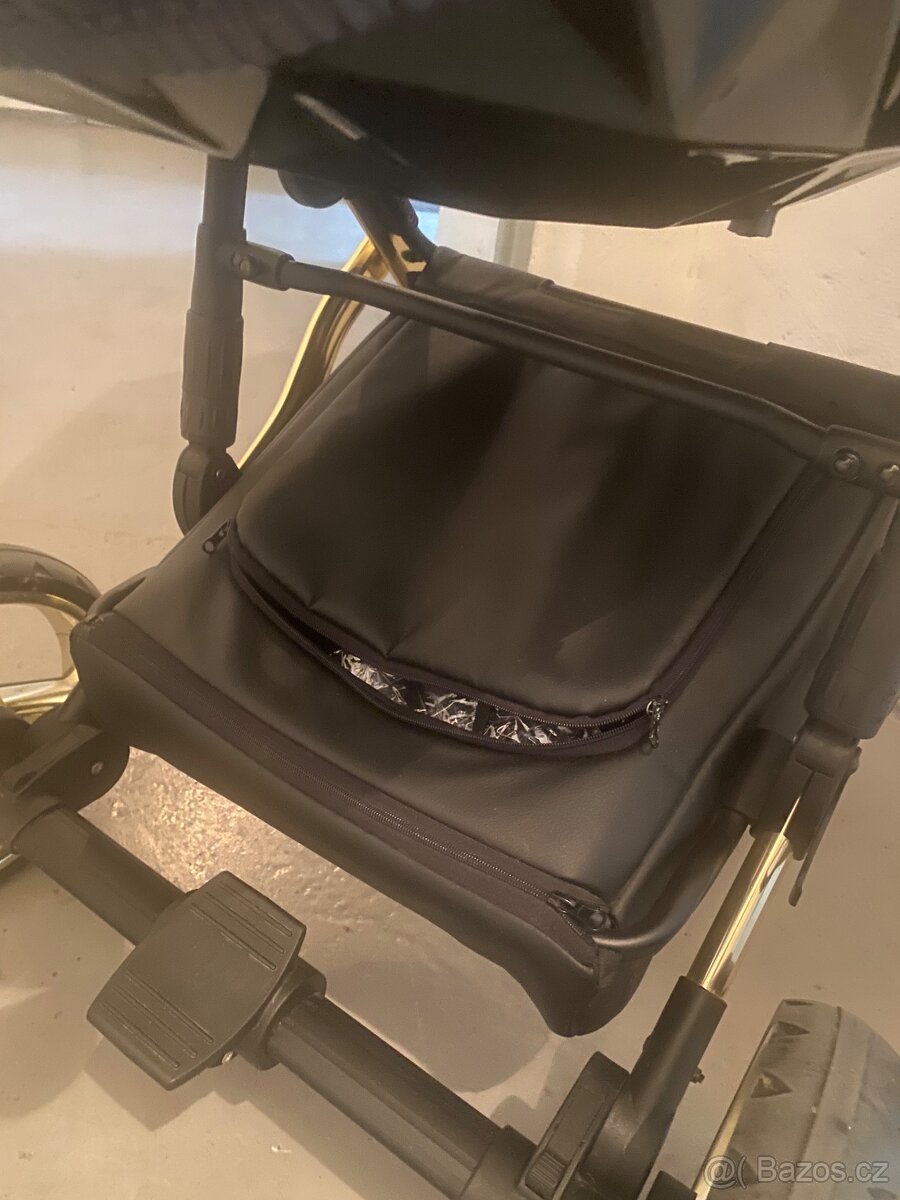 Kočárek 3v1 Junama Diamond - 16