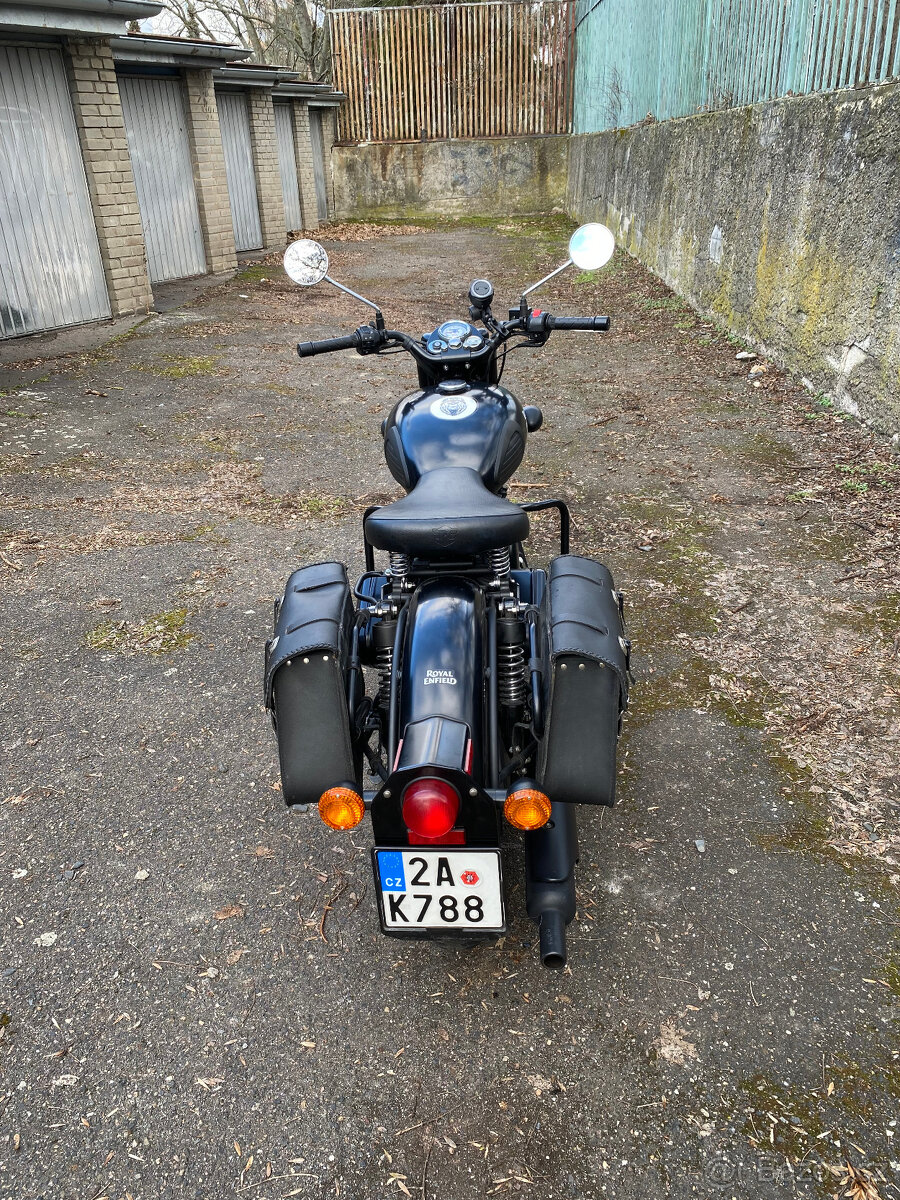 Royal Enfiel Classic 500 - 16