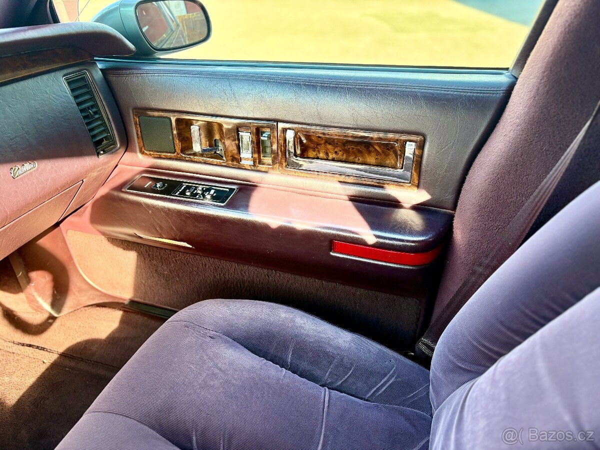 1993 Cadillac Fleetwood Brougham | 5.7 V8 - 16