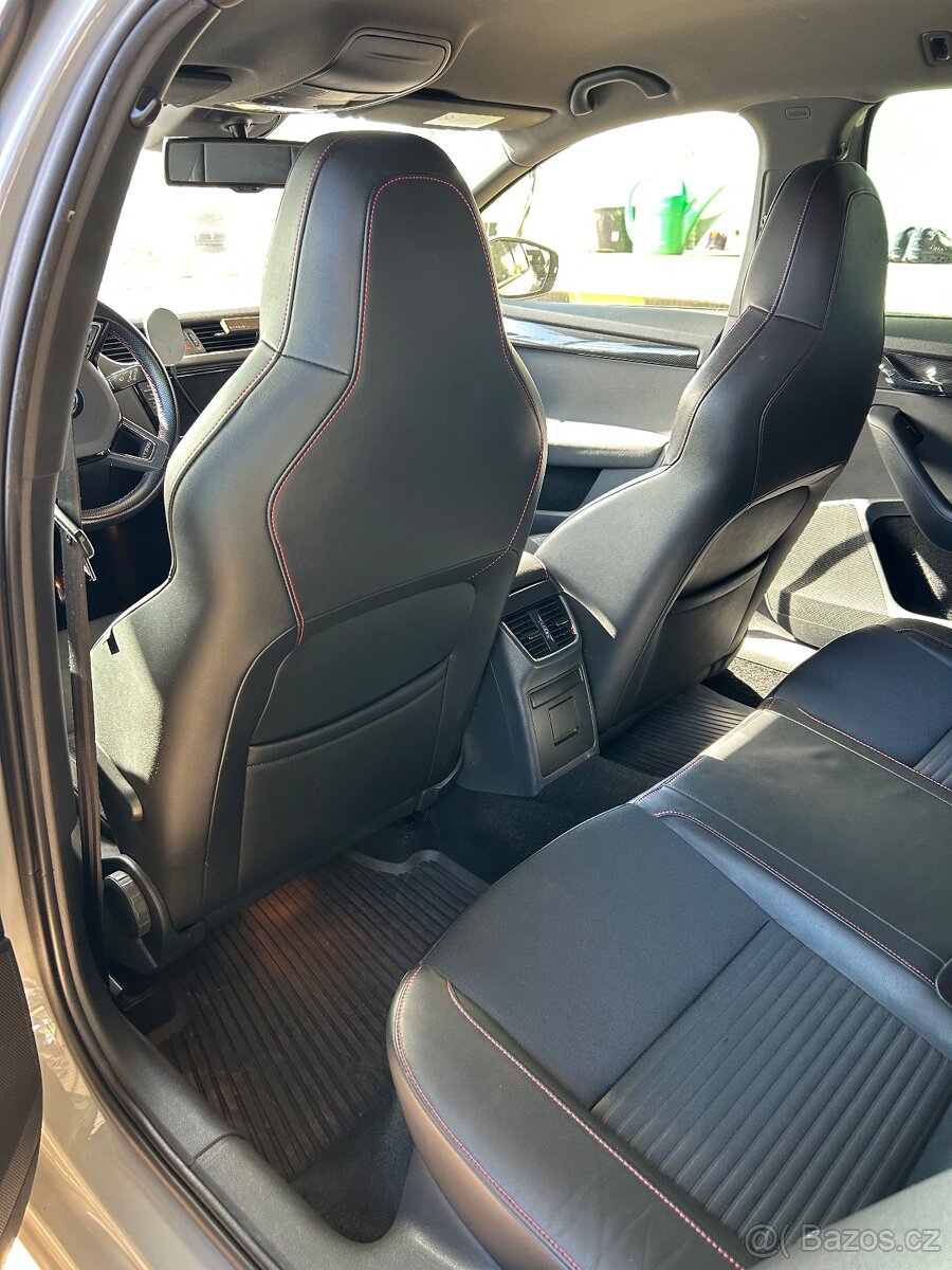 Škoda Octavia combi RS III 2014 - 16