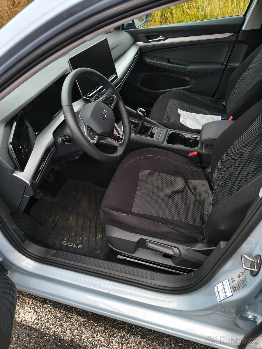 VW Golf 8 Variant People 1.5 TSI 2024 - 16