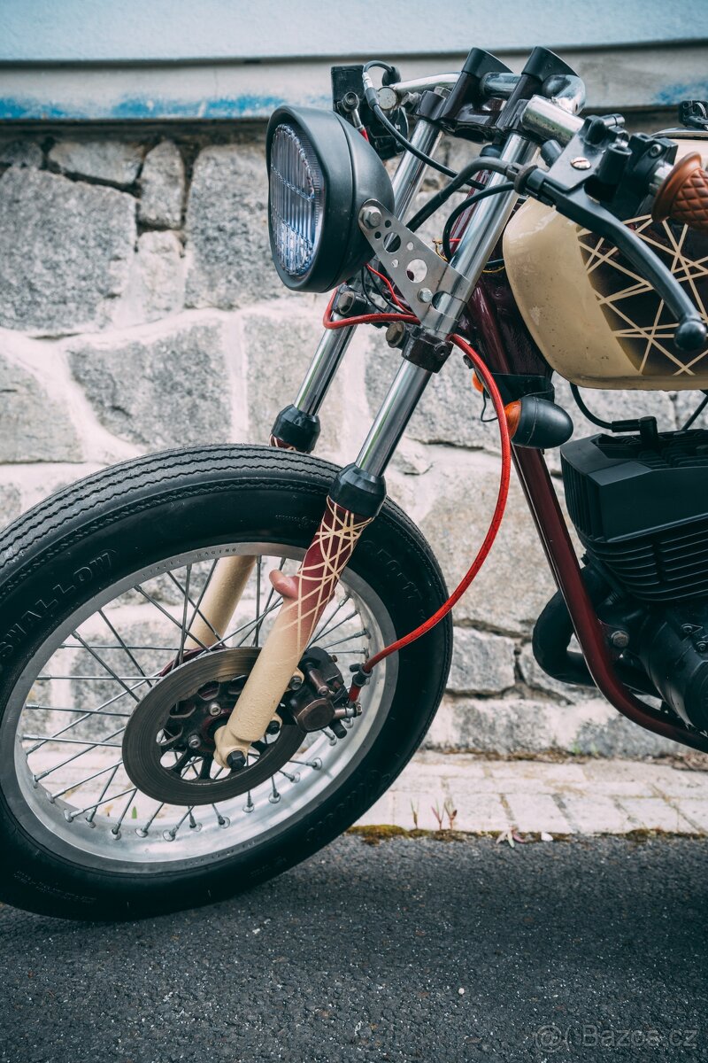 Motorka Suzuki TRS118 (café racer) - 16